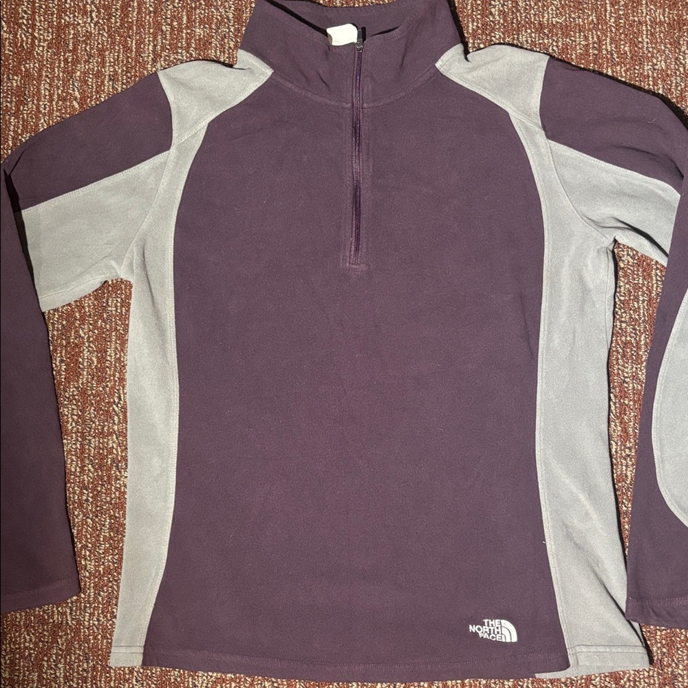 Eggplant purple/ gray north face fleece quarter zip light weight large TKA 100